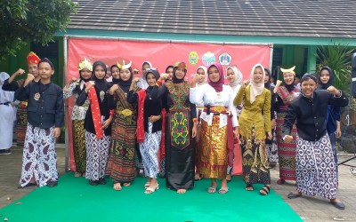 Tumbuhkan Nasionalisme, SMP Negeri 1 Pleret Gelar Peringatan Hari Kartini 2025